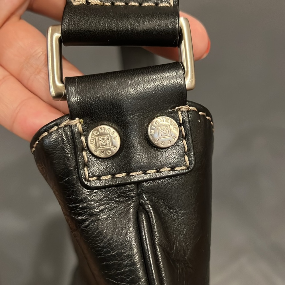 Michael Kors Hutton Black Leather Hobo Bag - Picture 9 of 15